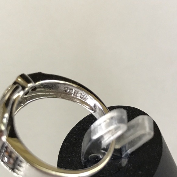 NWOT Genuine Ruby & Diamond Buckle Ring - Picture 4 of 4